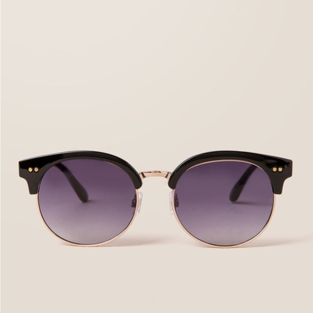 AEO 🕶️ Black & Gold Sunglasses